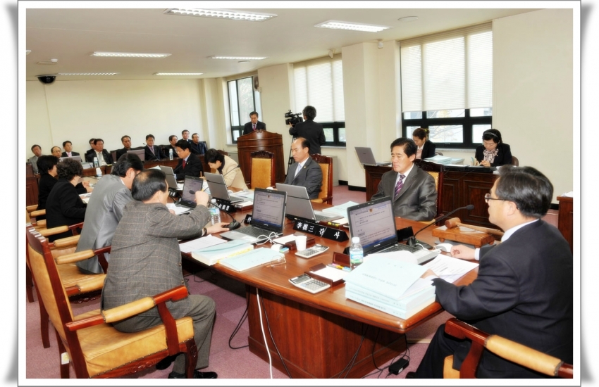 제146회 제2차 정례회 제1차 예산결산위원회(2011. 12. 13) 3번째 파일