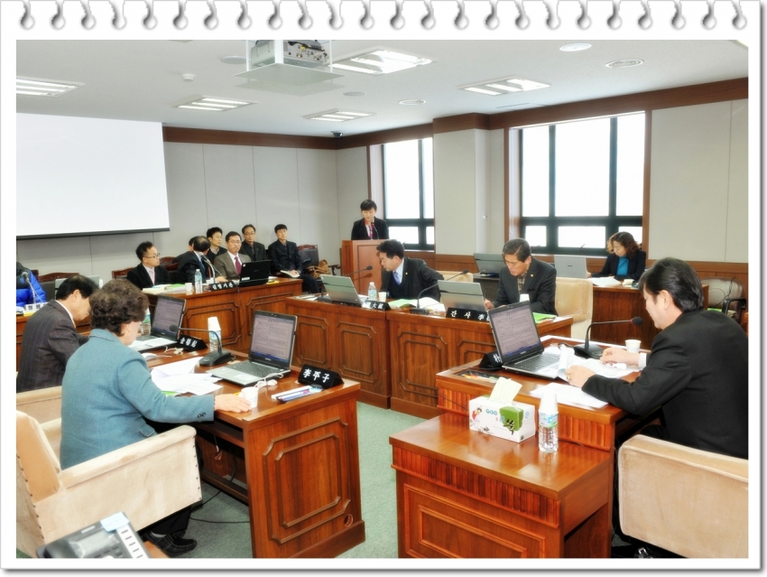 제147회 임시회 도시산업위원회1(2012. 2. 1) 1번째 파일