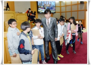 석곶초교 어린이 의회교실(2014. 4. 9) 3번째 파일