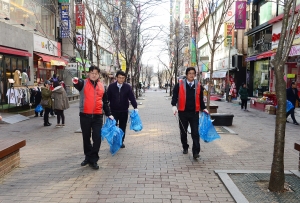 금촌 로데오거리 청결 봉사 활동5 (2015. 03. 13) 1번째 파일